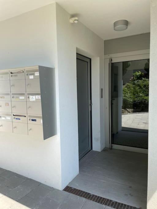 Studio Proche De La Gare ! Apartment Lausanne Exterior photo